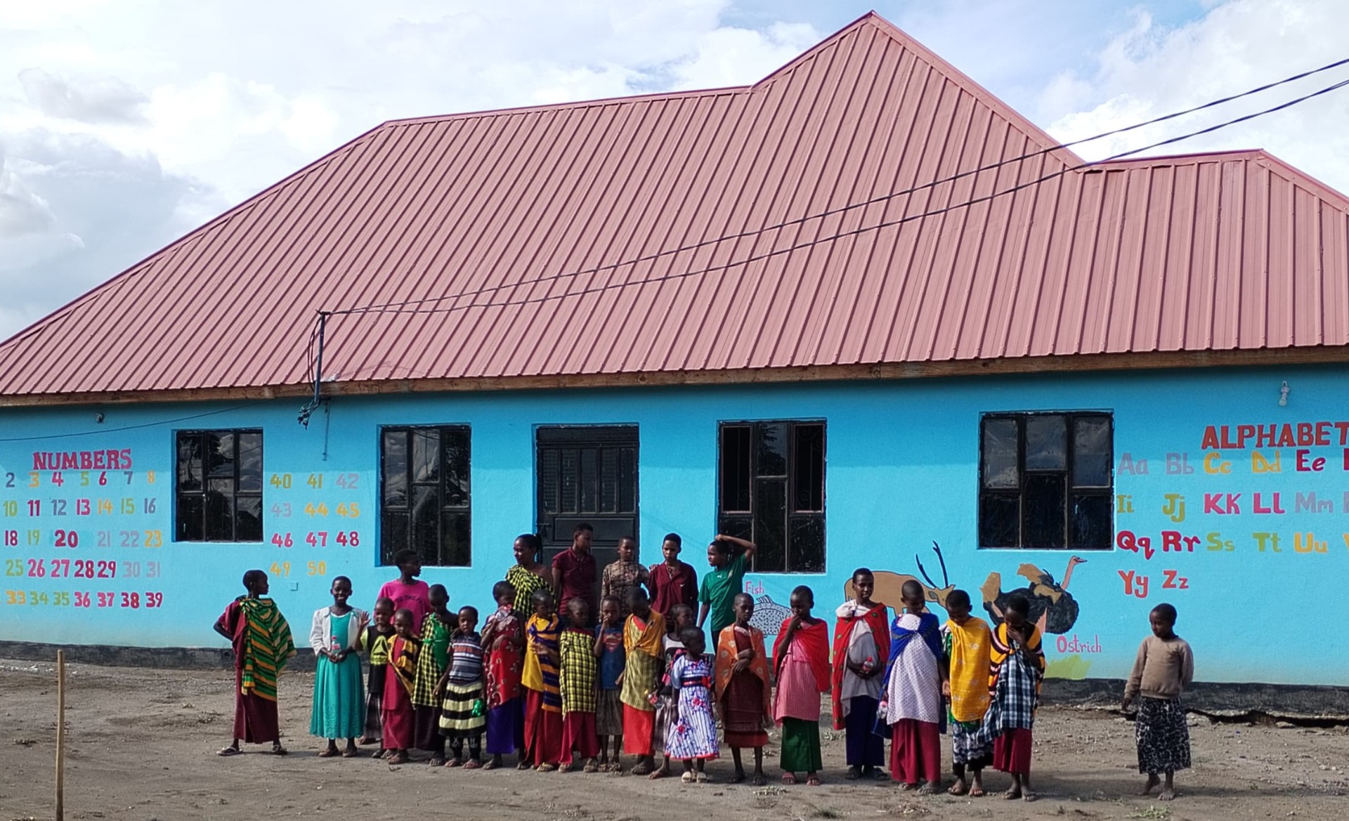 Toivoa Lapsille yhdessä Soihtukirkon kanssa on rakennuttanut uuden orpokodin. Valmistunut vuonna 2025